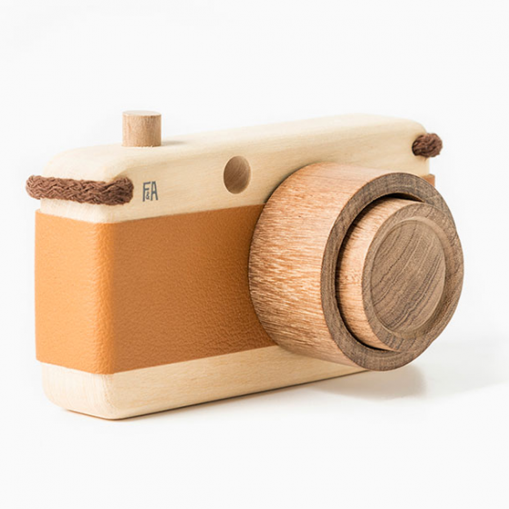 Camara Fotogr&aacute;fica de Madera