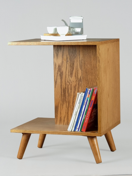 Mesa auxiliar de madera